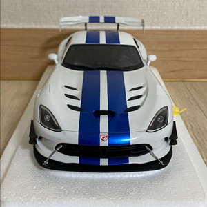 1:18 오토아트 바이퍼 acr 다이캐스트