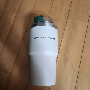 스탠리 스타벅스 콜라보 텀블러