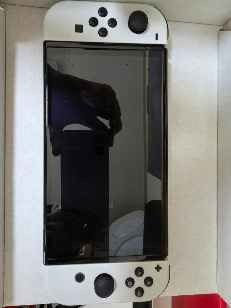 닌텐도 스위치 OLED 화이트 + 스포츠 키드--2