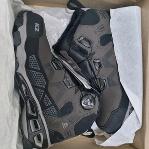 k2-86 안전화 방한안전화 265 방수 박스새제품 k2 안전화