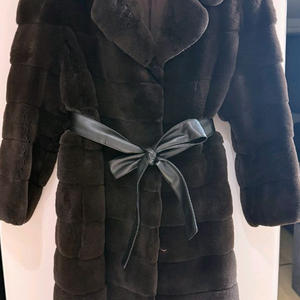 근화모피 호리젠탈 플럭 롱밍크코트 새상품급 드라이완료