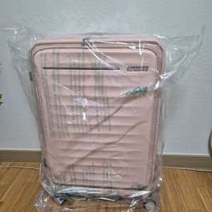 부산)아메리칸 투어리스터 28인치 프론텍 캐리어 스트로베리 새상품