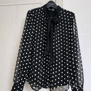 도트 블라우스