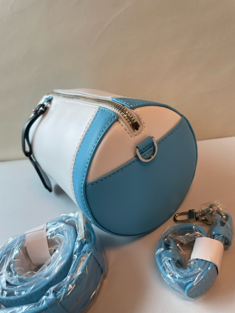 Tashiana 원통형 소가죽 크로스백 (새상품)--5