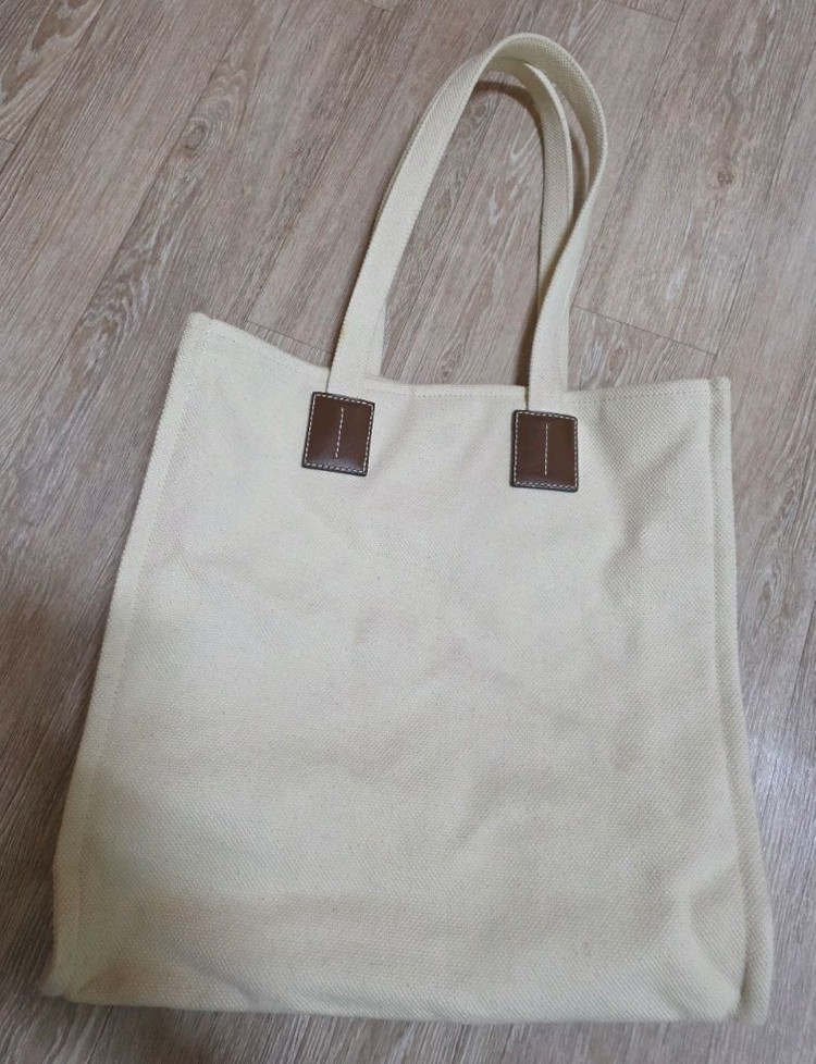 정품 BALLY 캔버스 토트백 (급처분가)--2
