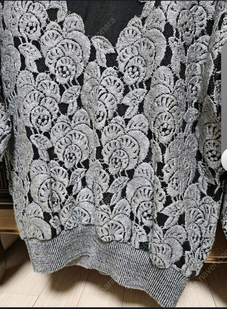 (랑방)레이스 블라우스 티 팔아요--1