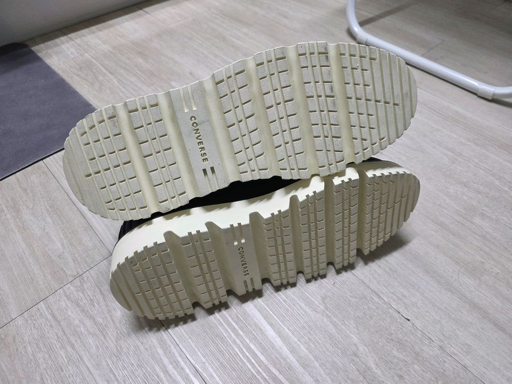 컨버스 척 70 러기드 부츠 워터프루프 레더 블랙 A14190C--1