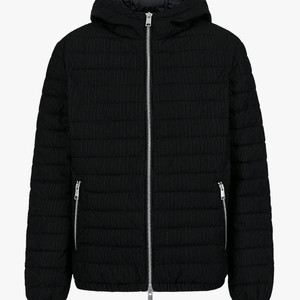 정품 새상품 고급스런 아르마니 익스체인지 퀼트 후드 패딩 쟈켓 블랙 S 사이즈 30만원 팝니다.