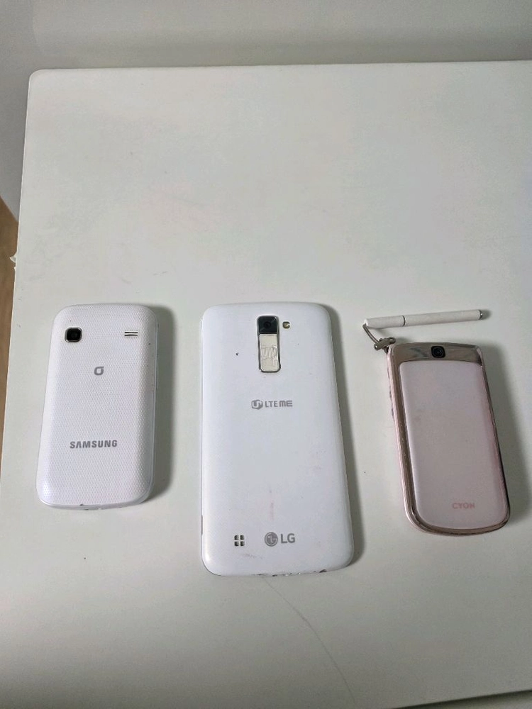 갤럭시 S1, LG cyon 이미지