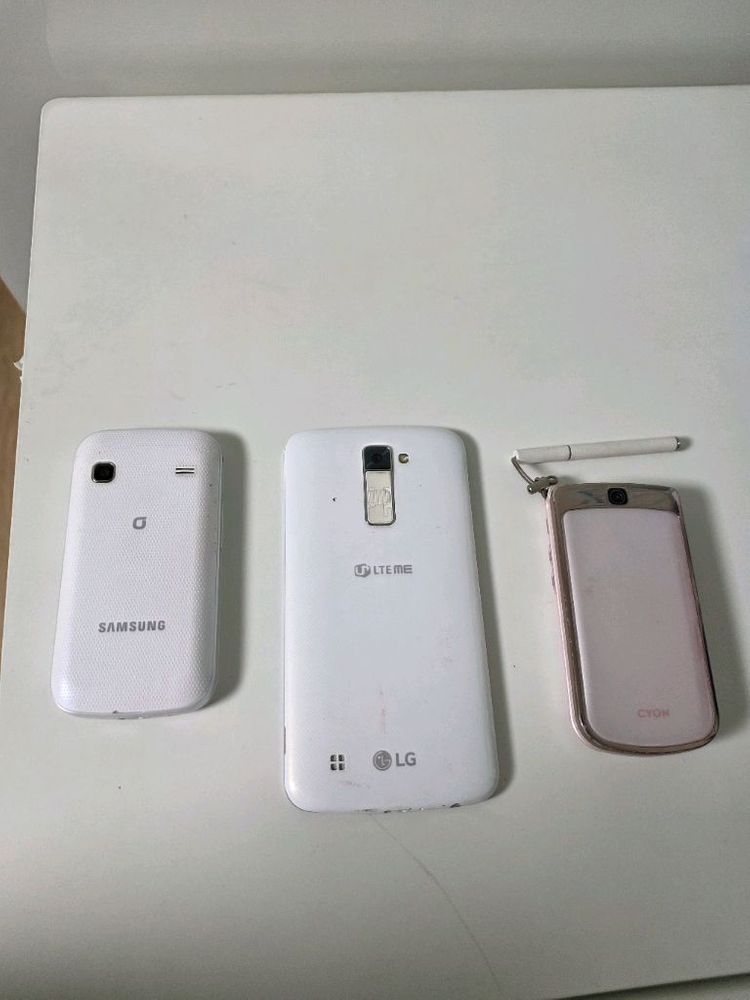 갤럭시 S1, LG cyon 이미지