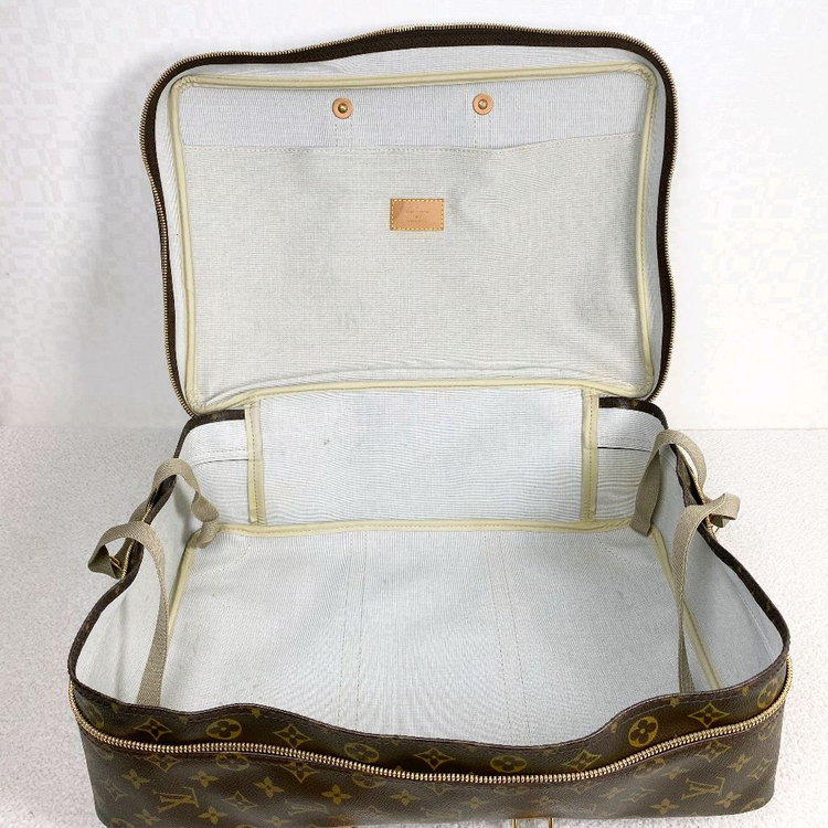 루이비통 여행가방 시리우스 45--9