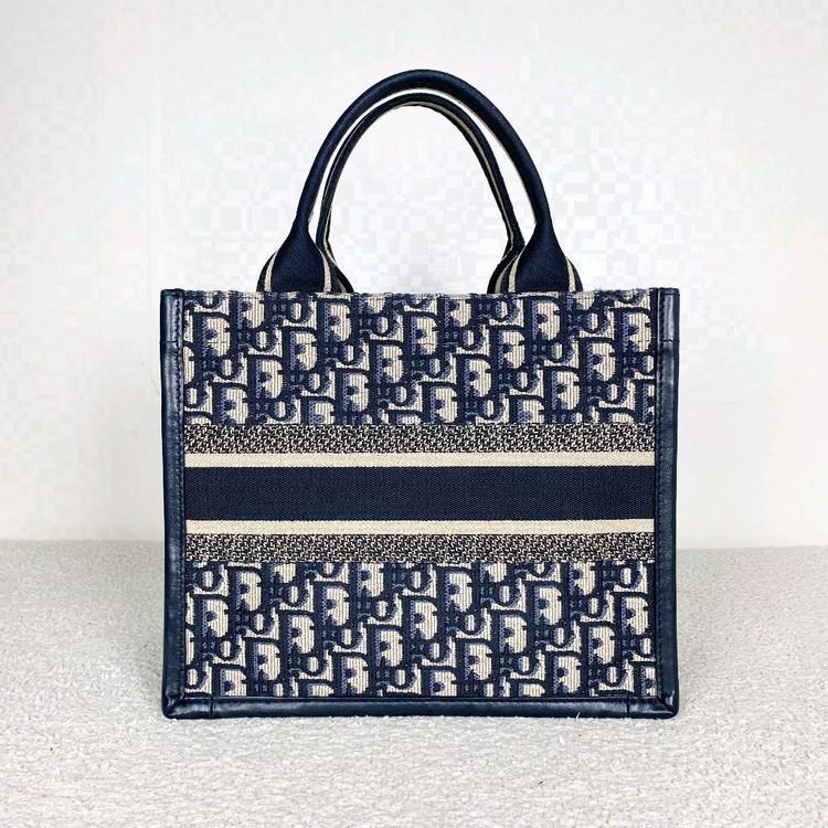 디올 북토트 스몰--2