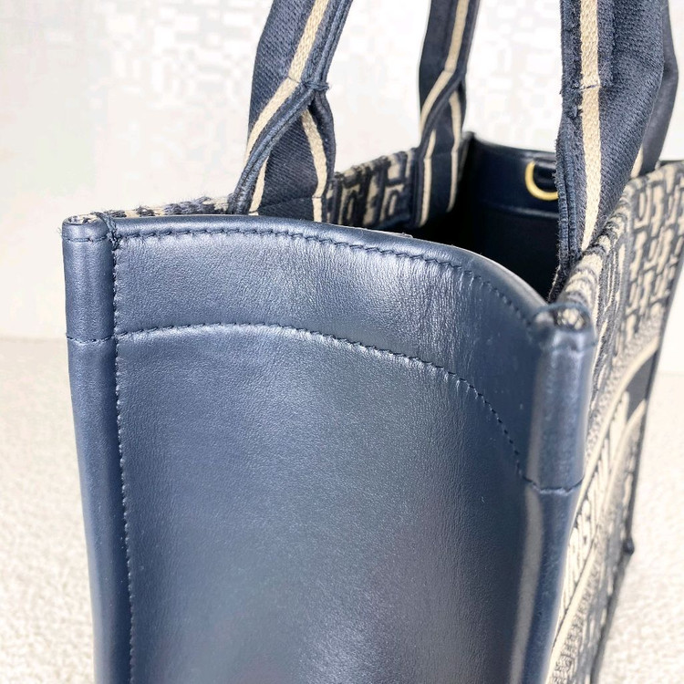 디올 북토트 스몰--6