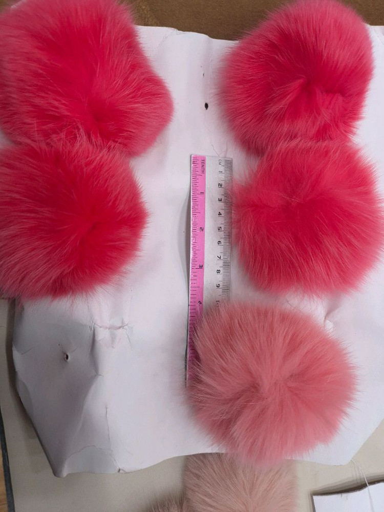 리얼폭스퍼 폼폼볼 이미지