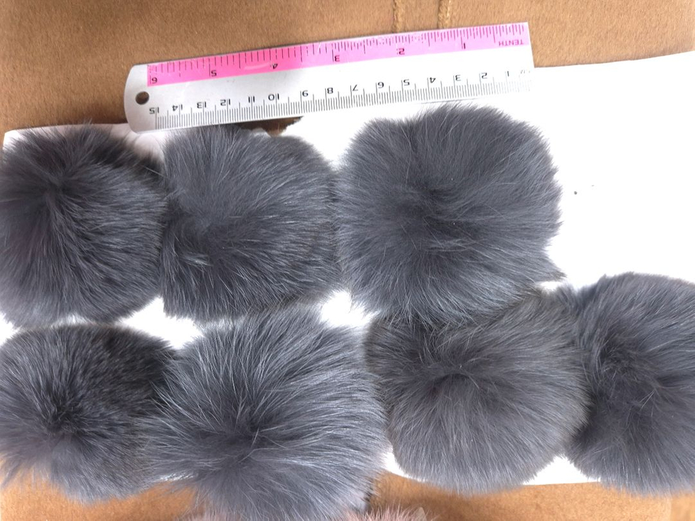 리얼폭스퍼 폼폼볼 이미지