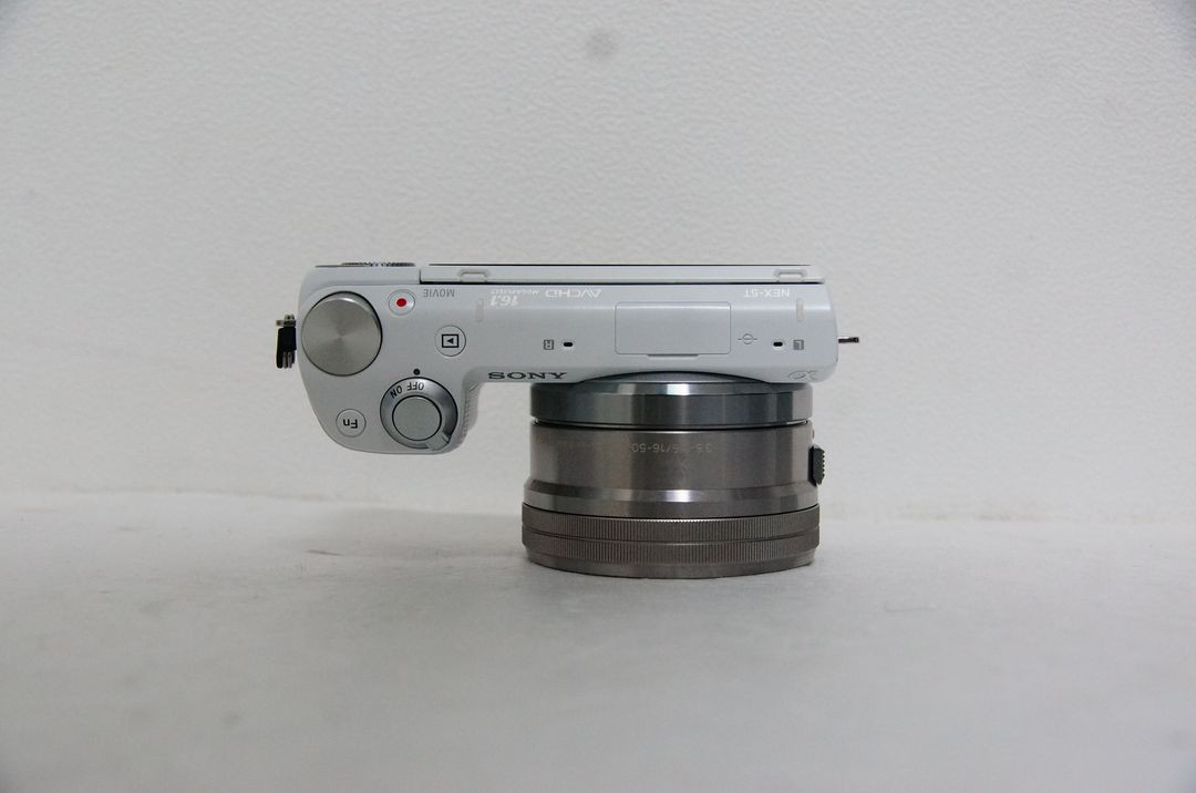 [소니] NEX-5T 화이트 미러리스 카메라팝니다.(1,708컷)--7