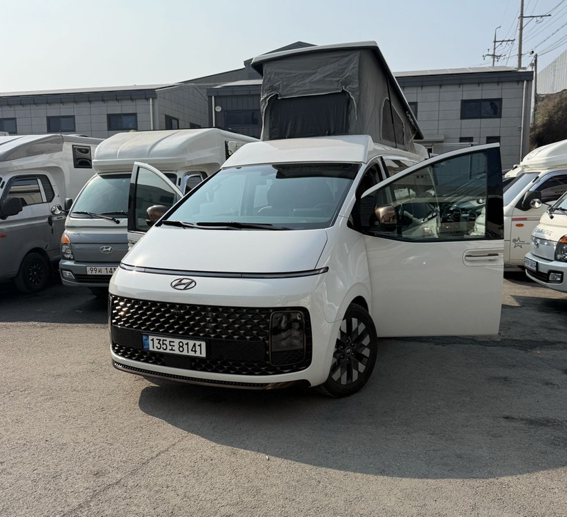 스타리아 캠핑카 라운지 4WD 유로밴홈 4인승--1