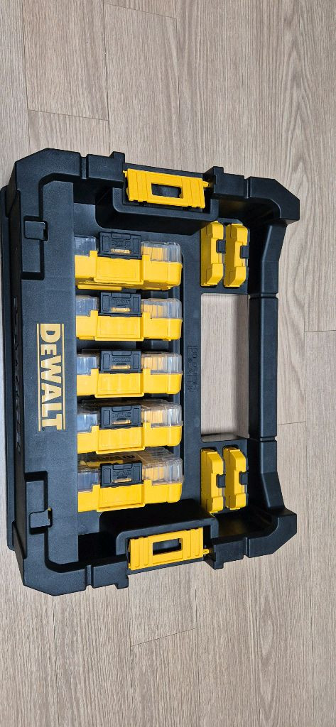 디월트 티스택 캐디 세트 (Dt70716) 이미지