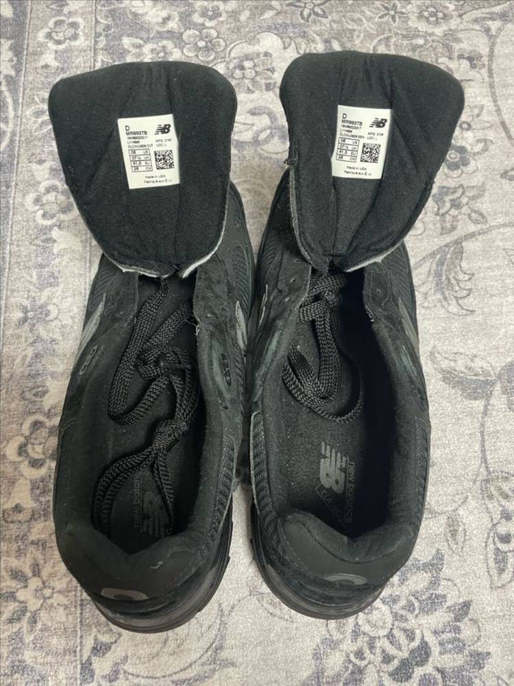 뉴발란스 993 트리플블랙 260사이즈 판매합니다 이미지