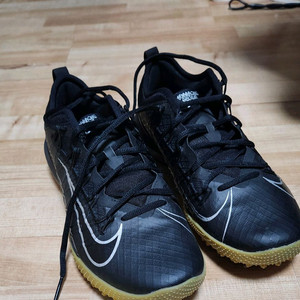 나이키 허라취7 프로 터프 인조잔디화팝니다