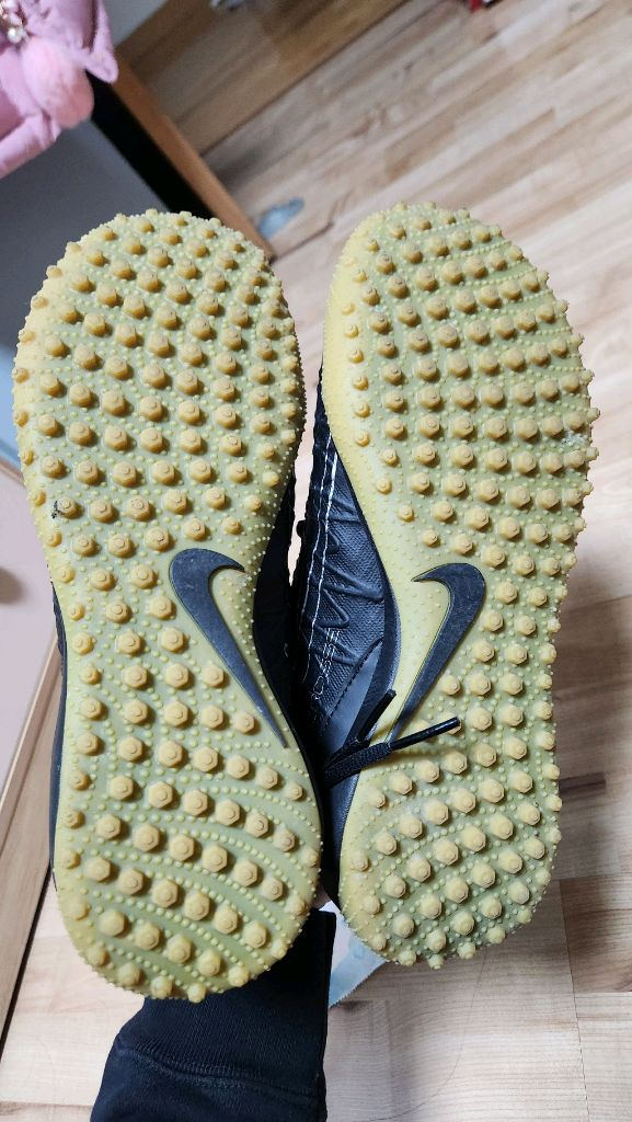 나이키 허라취7 프로 터프 인조잔디화팝니다--2