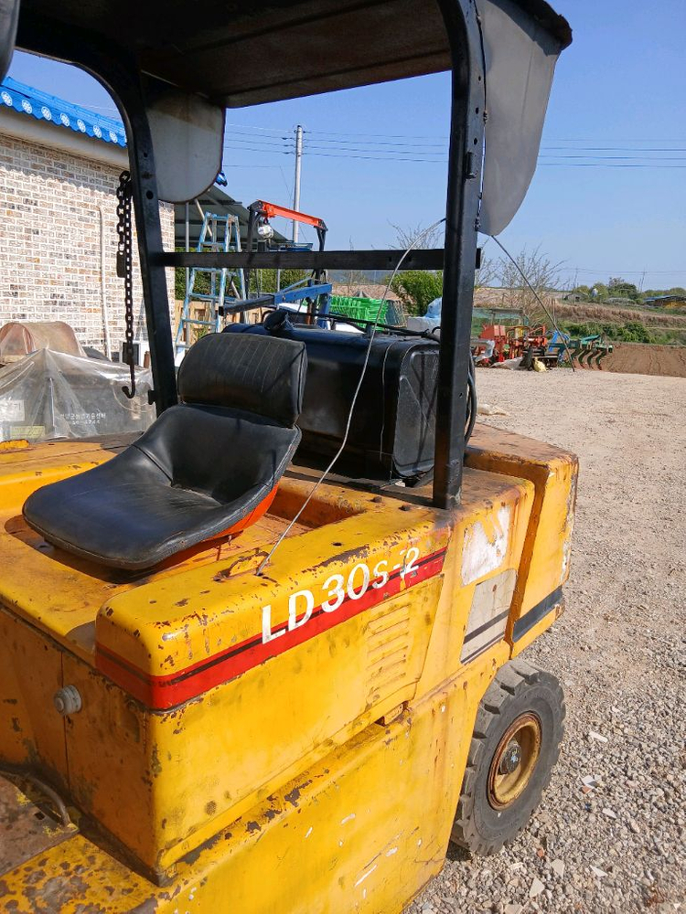 3톤 디젤 지게차 좌우쉬프트 오토--2