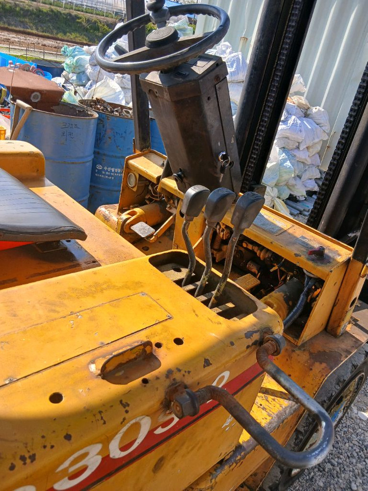 3톤 디젤 지게차 좌우쉬프트 오토--5