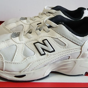 뉴발란스키즈 878 185사이즈 운동화