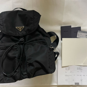 프라다 백팩 스몰 (아울렛버젼/지퍼 포켓)