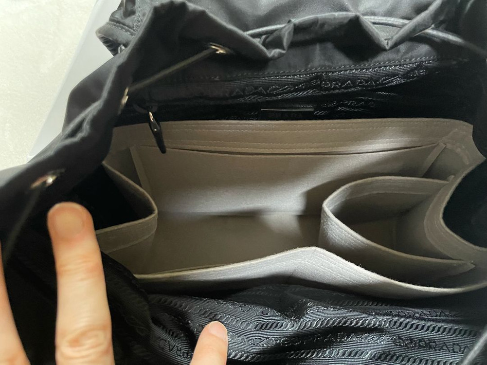 프라다 백팩 스몰 (아울렛버젼/지퍼 포켓)--4