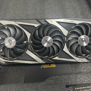 RTX 3070 ROG 그래픽카드