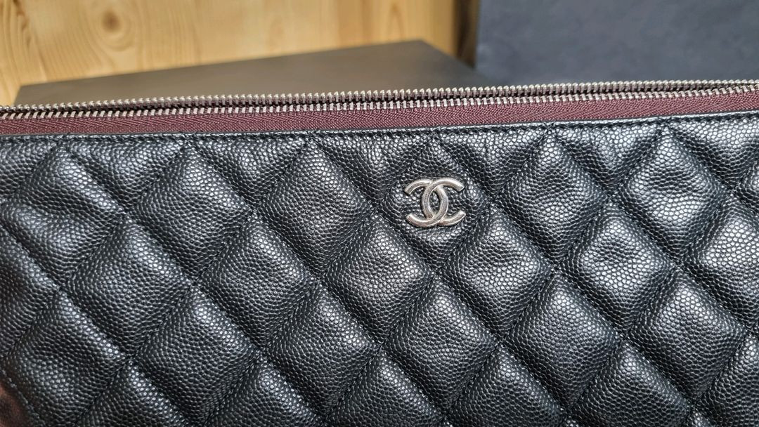 샤넬 뉴미디움 케비어 클러치--3