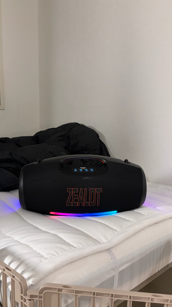 zealot 250w 블루투스 스피커 판매합니다.--2