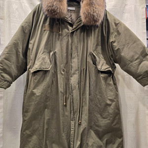 머니패킹 Money Packing 라쿤털 카키 롱패딩 야상 프리사이즈