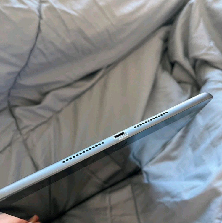 태블릿 5세대 64GB WiFi 이미지