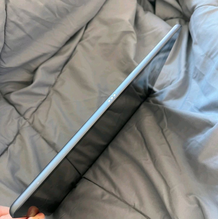 태블릿 5세대 64GB WiFi 이미지