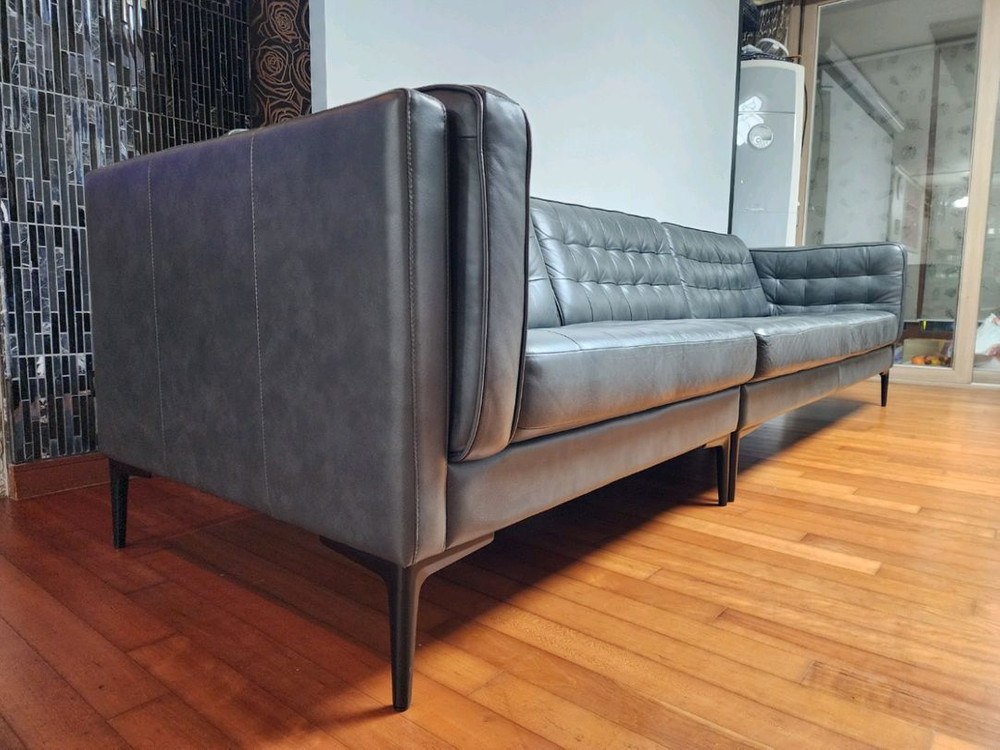 까사미아 4인용 가죽 소파(배송비 포함) 이미지