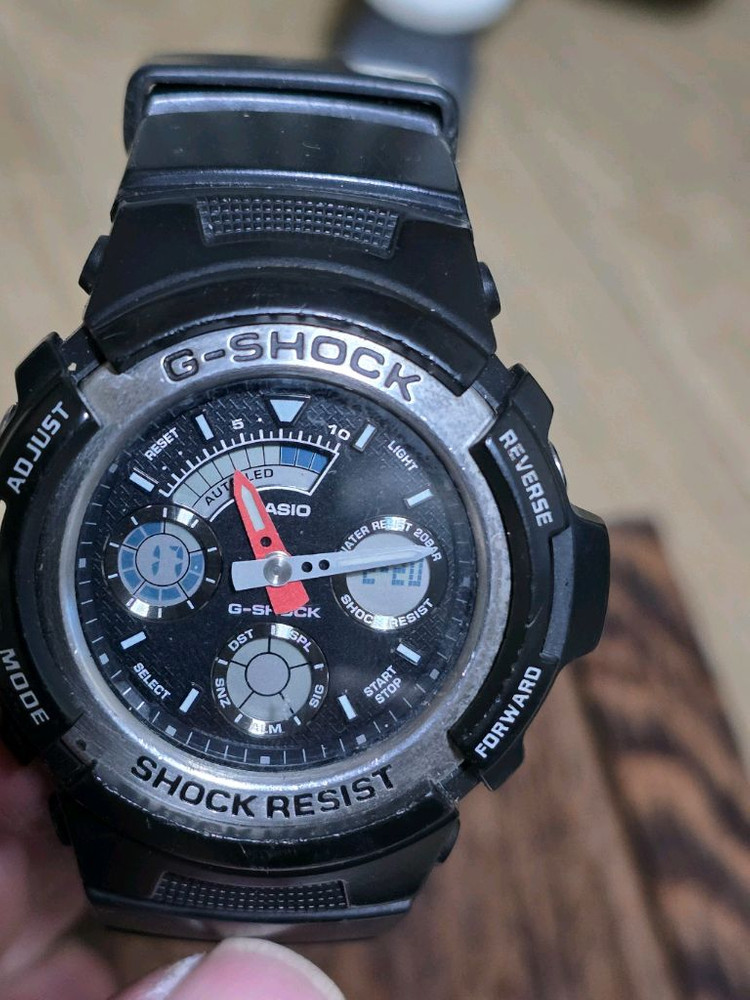 카시오 지샥 AW-590검정색 손목시계--2