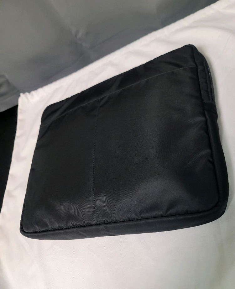 프라다 서류가방,도트백(디올샤넬보테가루이비통구찌셀린느생로랑발렌시아가)--2