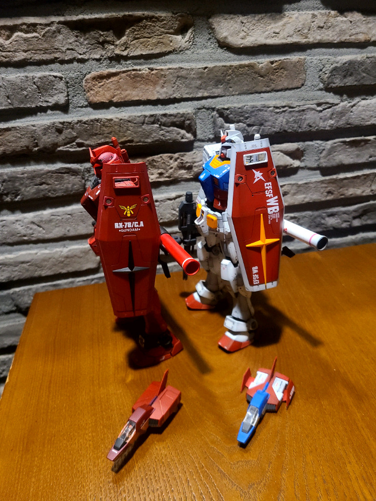 건담 프라모델 완성품--8