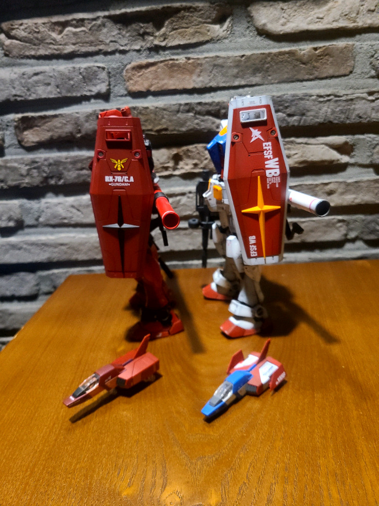 건담 프라모델 완성품--9