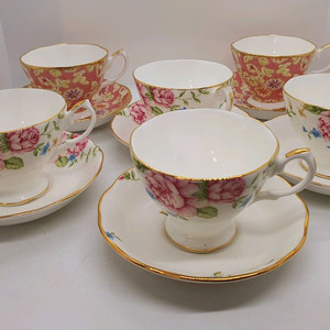 로얄알버트 아메리칸뷰티.플로라스커피잔(미사용)1조값