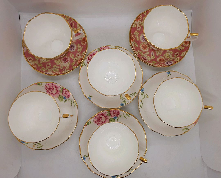 로얄알버트 아메리칸뷰티.플로라스커피잔(미사용)1조값--1