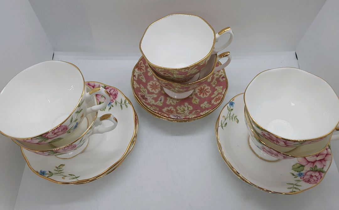 로얄알버트 아메리칸뷰티.플로라스커피잔(미사용)1조값--4