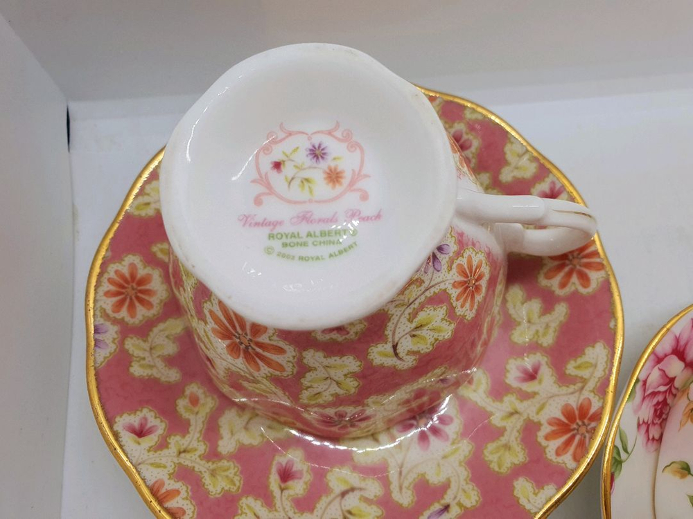 로얄알버트 아메리칸뷰티.플로라스커피잔(미사용)1조값--8