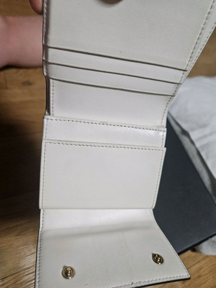 셀린느 트리옹프 캔버스 여성 3단 반지갑--3