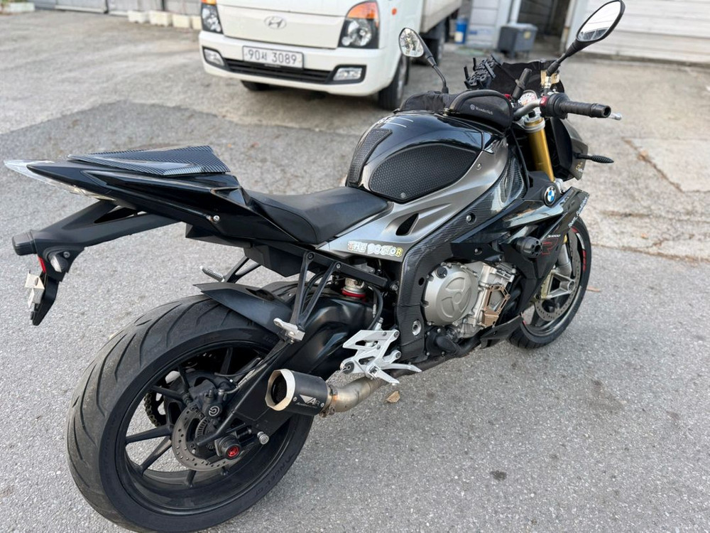 bmw s1000r 16년 풀배기 abs 판매합니다--7