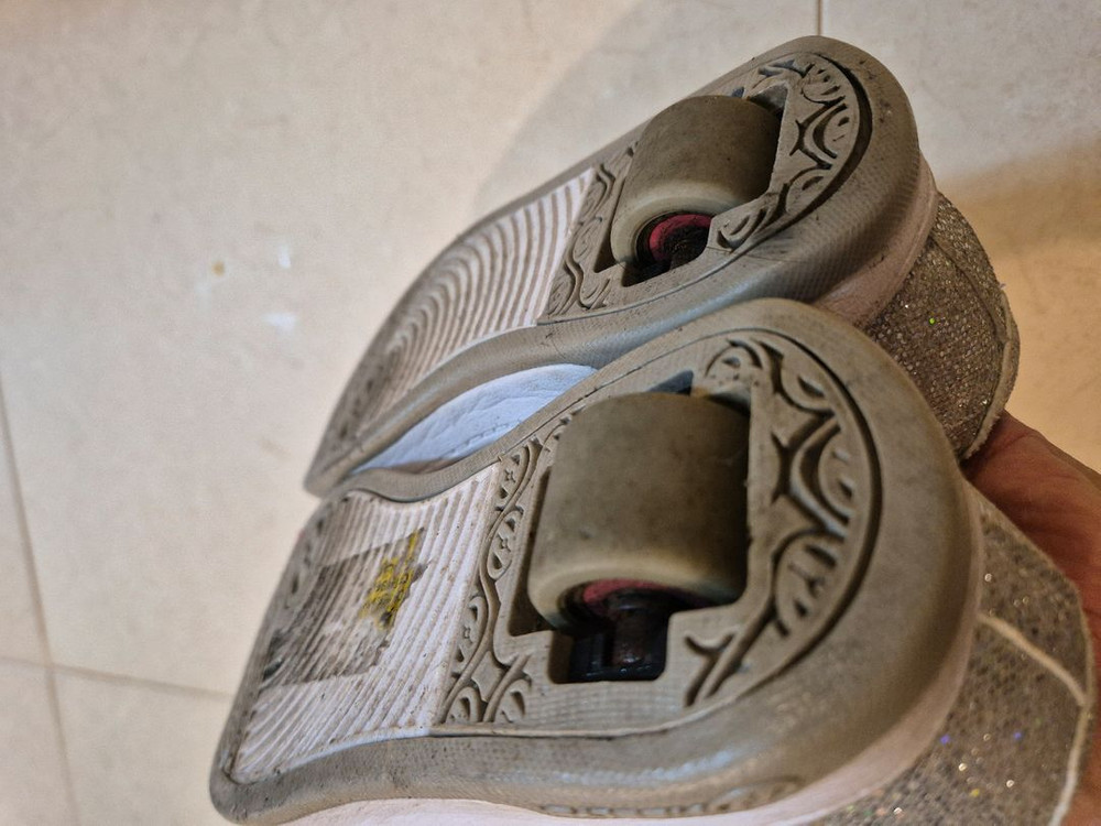 힐리스 바퀴 운동화 200--2