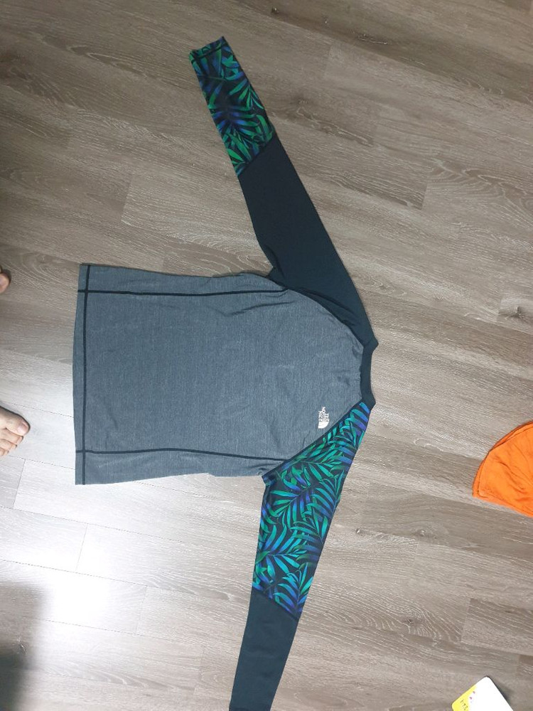 노스페이스 여성 레쉬가드 90M--8