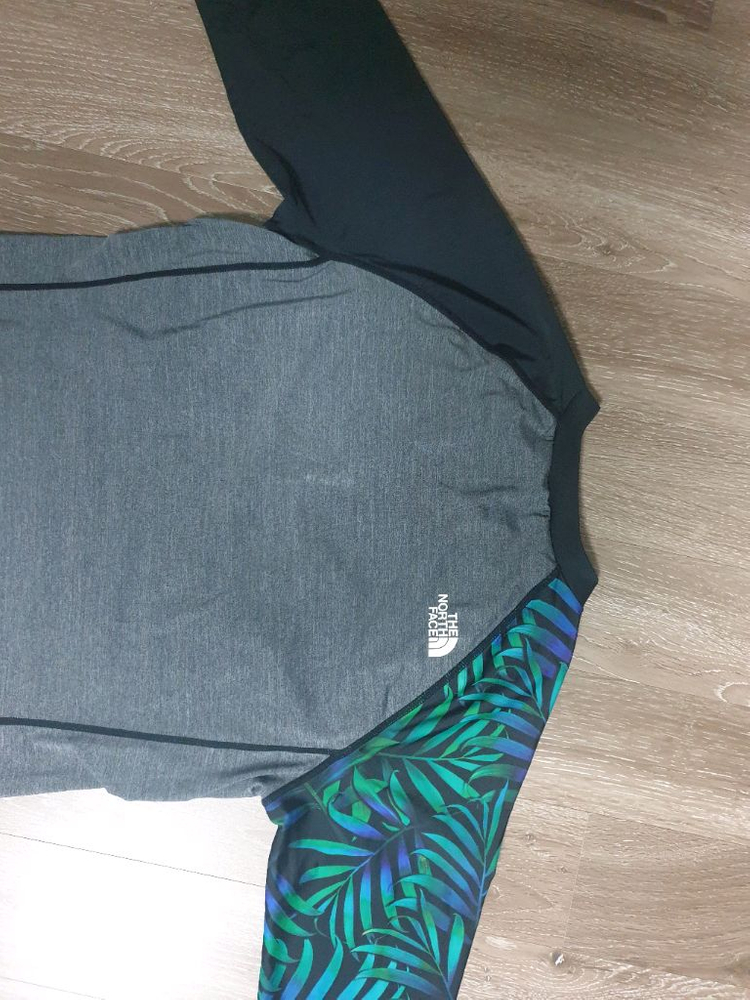 노스페이스 여성 레쉬가드 90M--9